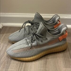 Yeezy boost 350v2 gray & orange
